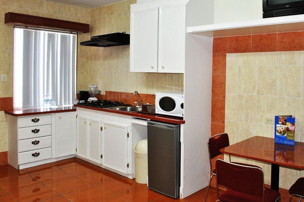 Hotel Marcella Clase Ejecutiva Morelia Buitenkant foto